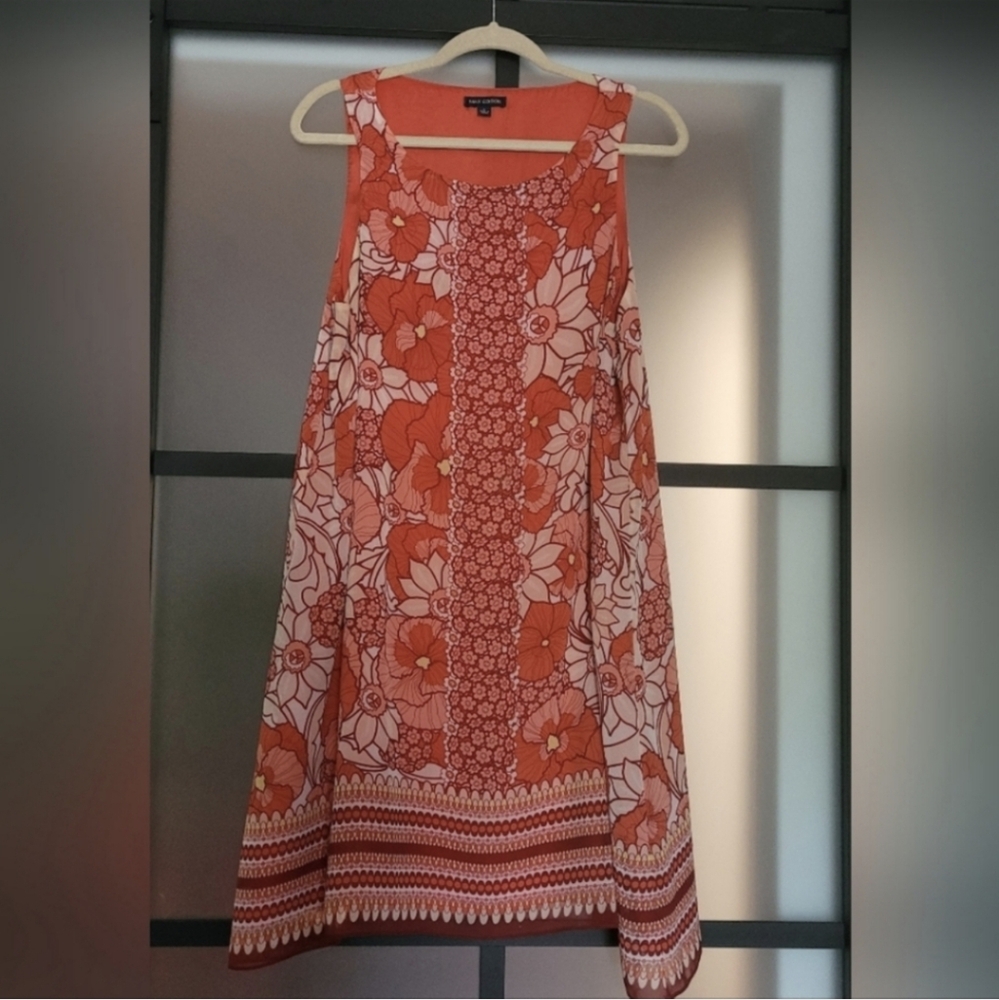 Max Edition Size Large Sleeveless Dress